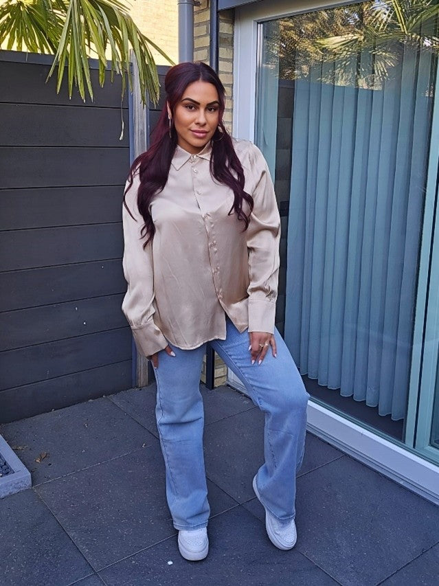 Chic Blouse