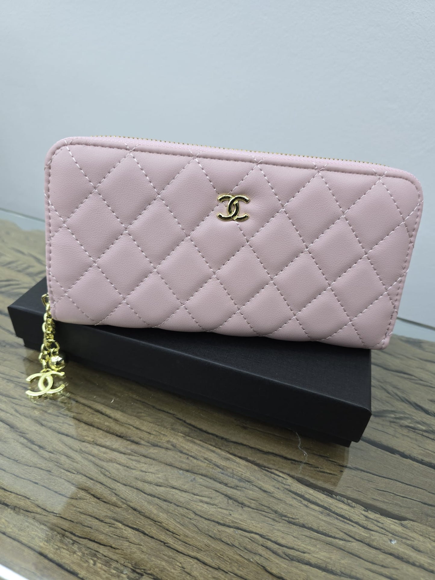 C pink wallet