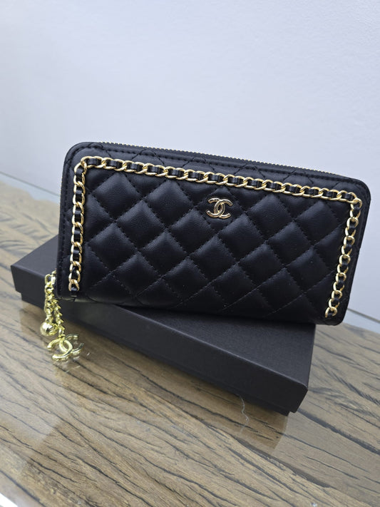 C black/gold wallet