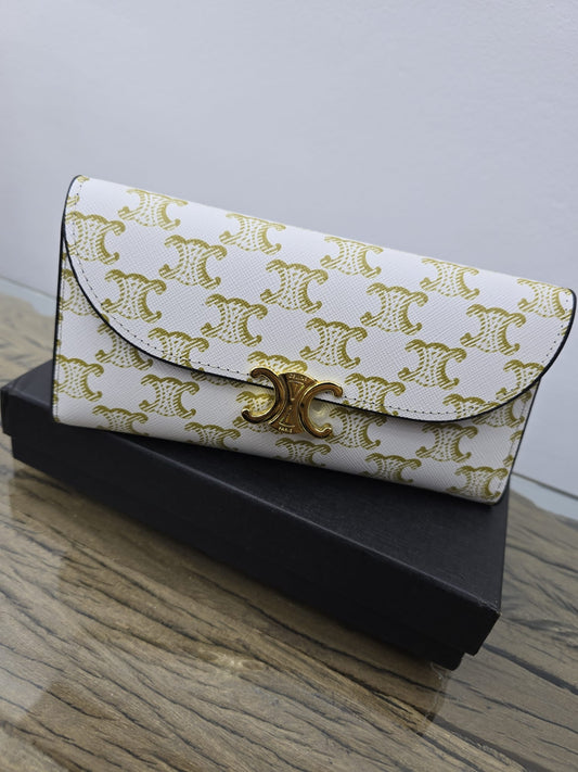 Ce white wallet